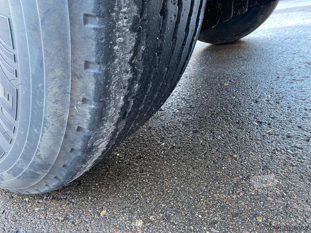 Cserélhető felépítményes félpótkocsi KRONE 3Achs Container Chassis 40+45 Fuß SAF TÜV/SPneu