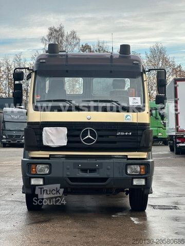 Wissellaadbak vrachtwagen MERCEDES-BENZ SK 2544 6x2 BDF Liftachse *Sammlerzustand*