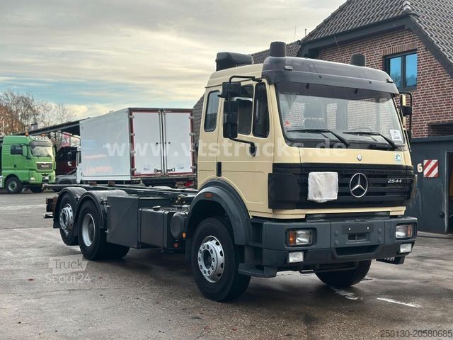 Wissellaadbak vrachtwagen MERCEDES-BENZ SK 2544 6x2 BDF Liftachse *Sammlerzustand*