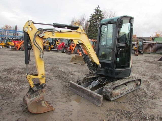 Minikotró YANMAR Vio 25-4 Minibagger 19.500 EUR