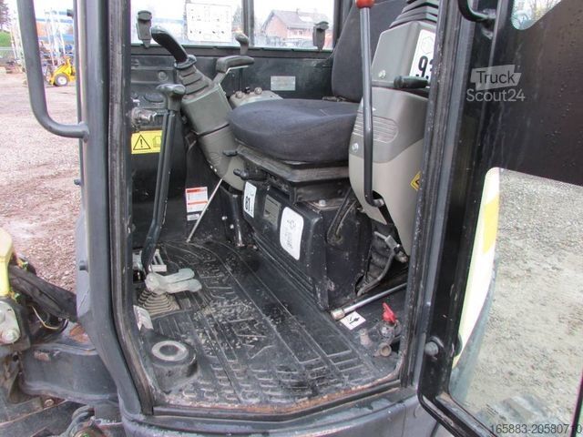 Mini-pelle YANMAR Vio 25-4 Minibagger 19.500 EUR