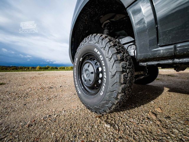 Teilintegriertes Wohnmobil HYMER/ERIBA ML-T580 4x4 - MLT 580 mit Offroad Paket