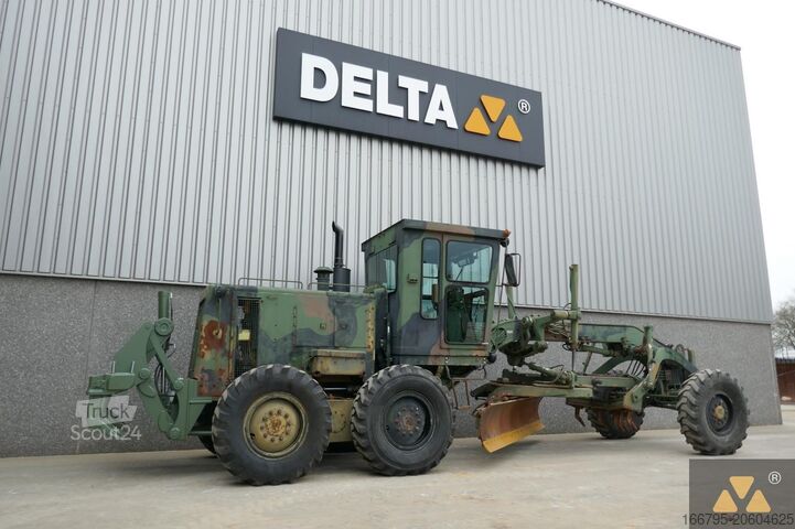 Grader Caterpillar 130G Ex-army