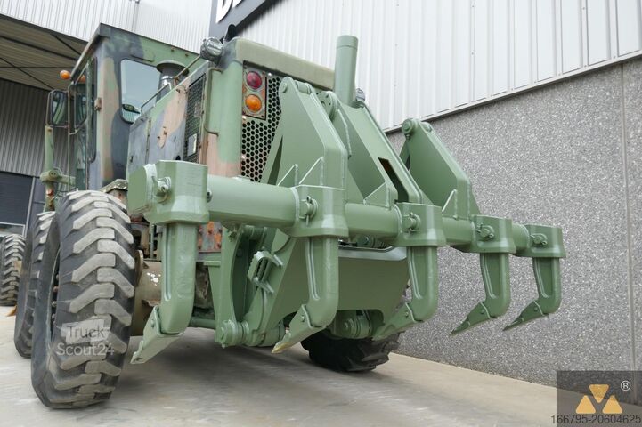 Grader Caterpillar 130G Ex-army