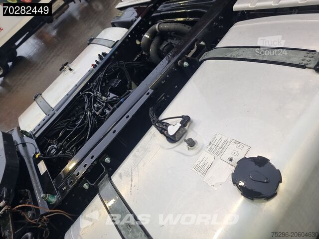 Standaard trekker MAN TGX 18.460 TGX 4X2 XXL Retarder 2x Tanks