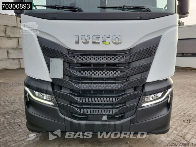 Ročník SZM Iveco S-Way 460 S-Way 4X2 Mega Retarder 2xTanks ACC E...