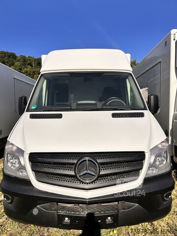 Negozio Mobile Mercedes-Benz Foodtruck, Imbisswagen, Food Truck mit neuer Küche und Ausstattung