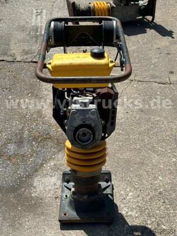 Bodenstabilisierer BOMAG BT 68 Verdichter Stampfer
