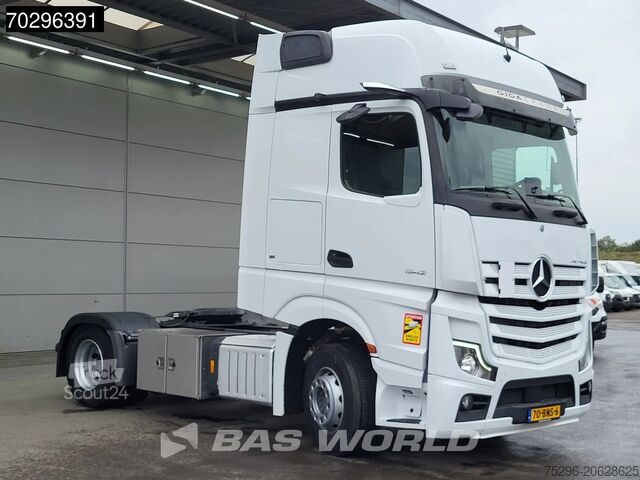 Standard-SZM Mercedes Actros 1942 4X2 GigaSpace NL-Truck Standairco N...