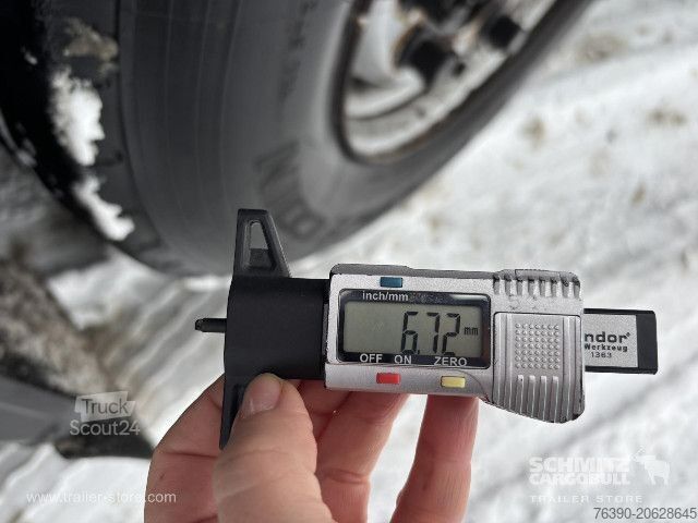 Öppen semitrailer med kapell Schmitz Cargobull Semitrailer Curtainsider Standard