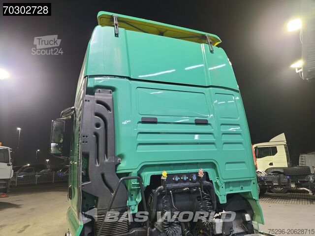 Volumen SCM MAN TGX 18.500 4X2 Mega XXL Retarder 2xTanks ACC Eu...