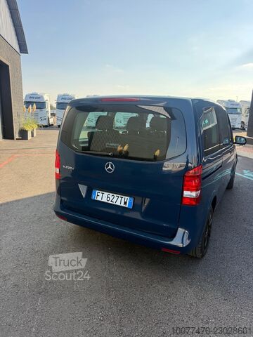  Mercedes-Benz V200