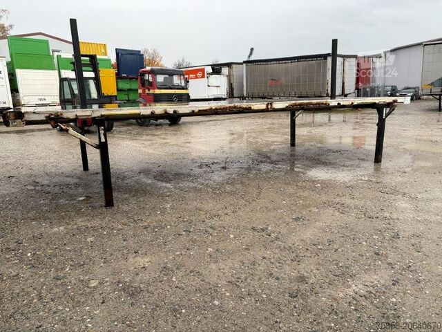 Swap test nyitott Krone Plattform 7,82m mit Steckrungen mittig