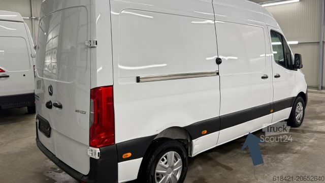 Furgone a tetto alto MERCEDES-BENZ Sprinter 311 CDI FWD L2H2