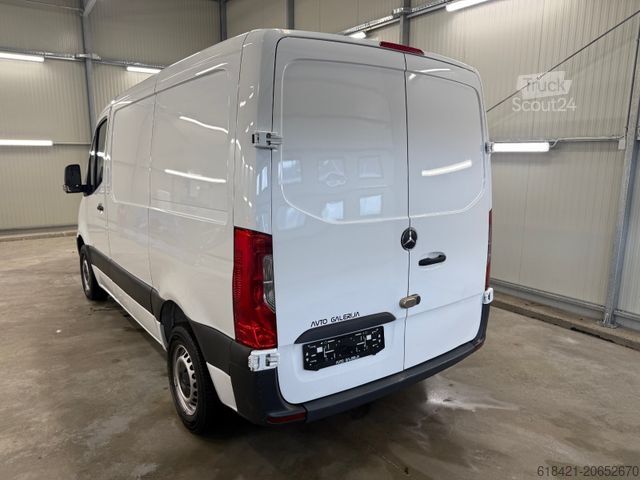 Furgone MERCEDES-BENZ Sprinter III Kasten FWD 311 CDI L1H1