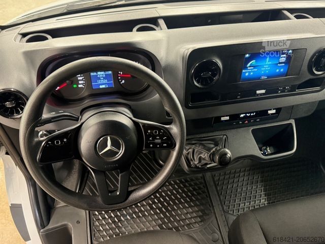 Furgone MERCEDES-BENZ Sprinter III Kasten FWD 311 CDI L1H1