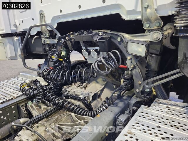 Standard-SZM Mercedes Actros 1845 4X2 BigSpace Retarder 2xTanks