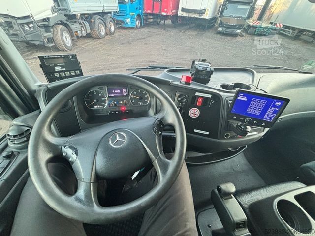 Ledusskapja kravas automašīna MERCEDES-BENZ Atego1218 CarrierSupra850MT*LBW*3Kammer*Tiefkühl