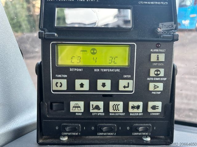 Ledusskapja kravas automašīna MERCEDES-BENZ Atego1218 CarrierSupra850MT*LBW*3Kammer*Tiefkühl