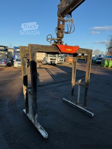 Automobilis ar plakanu platformu MERCEDES-BENZ Actros 2544 6x2*Lift-Lenk*AHK*Palfinger PK21001L