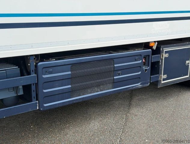 Koelwagen SCANIA P370 VAN BEURDEN ISOLATED BOX THERMO KING TAIL L