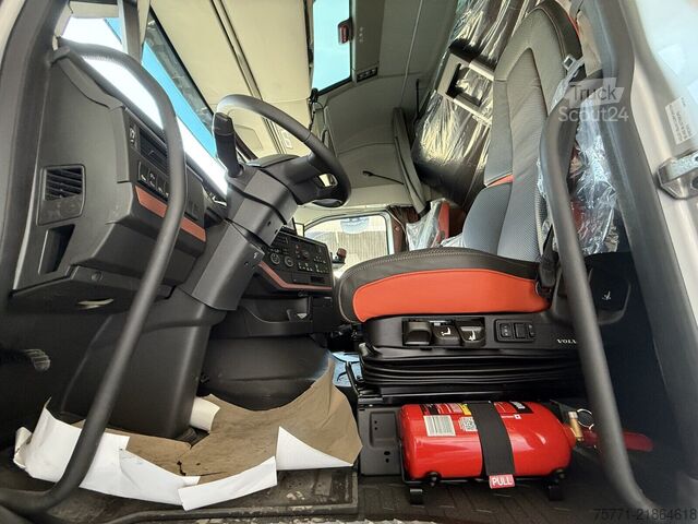 Volvo FH780 XL 8x4 Euro6 LL CIĄGNIK SIODŁOWY Volvo FH780 XL 8x4 Euro6 LL CIĄGNIK SIODŁOWY
