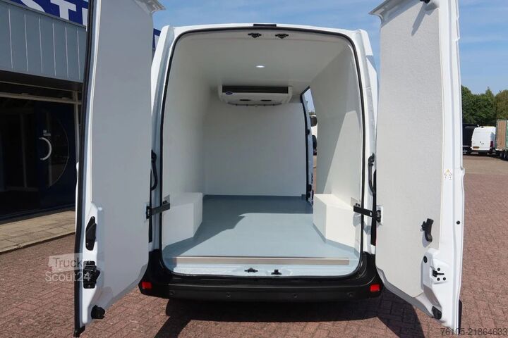 Kylmäauto Renault Master Koel/Vries/Verwarmen Met nachtaansluitin...