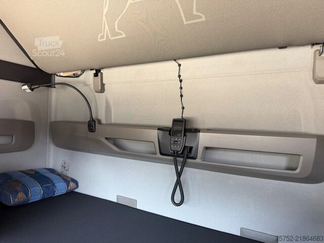 Standard-SZM MAN TGX 18.520 GX Retarder Standairco 2X Tank - Mor...