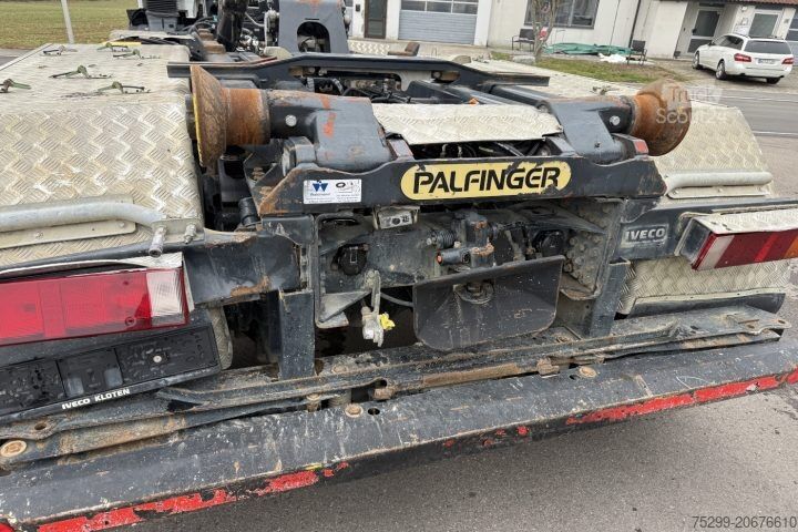 Abrollkipper Iveco 340T45 Trakker 8x4 Palfinger / Swiss-Vehicle