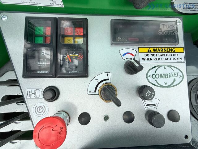 4-Wege-Gabelstapler Combilift C4000 / GAS / 9300MM / FREE-LIFT / CABIN