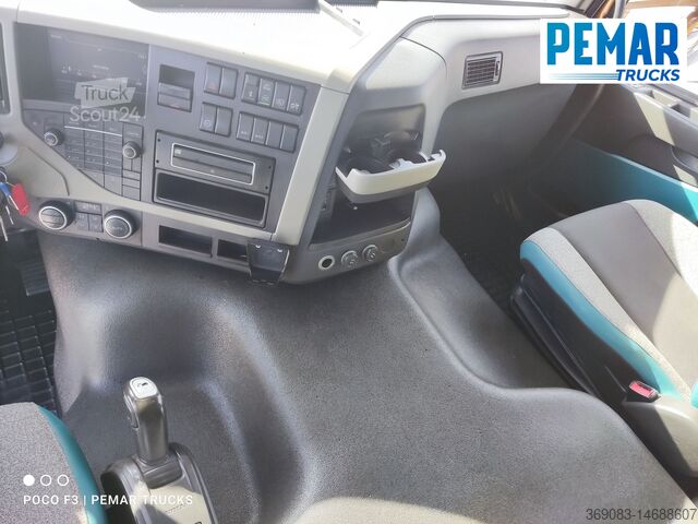 Camión plataforma con toldo VOLVO FM 410 4X2 TAUTLINER