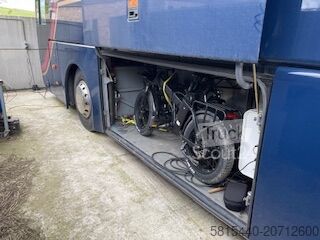 Przerobiona ciężarówka (kamper)