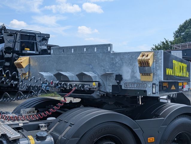 Ημιρυμουλκούμενο χαμηλής φόρτωσης DOLL 2- Achs Tiefbett Tera mit überfahrbarem Heck