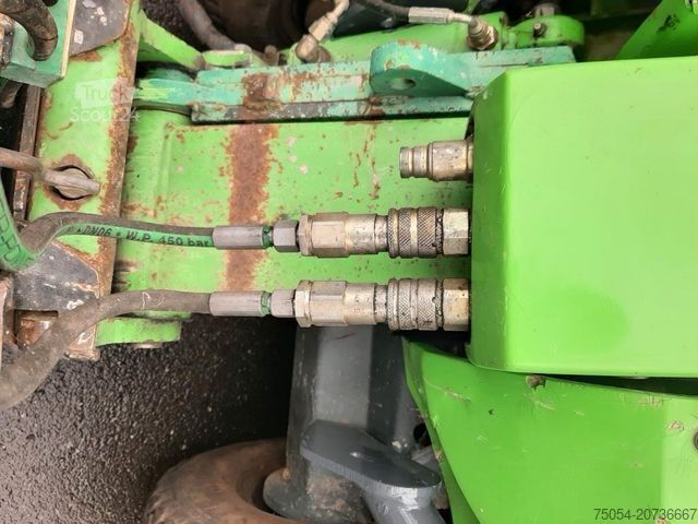 Kolový nakladač AVANT_TECNO 216