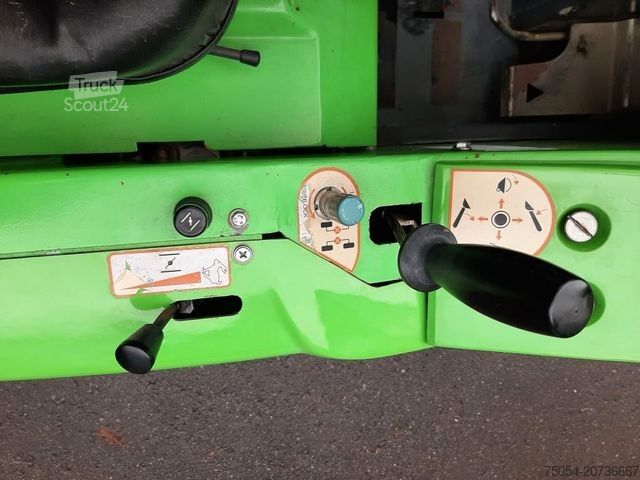 Kolový nakladač AVANT_TECNO 216