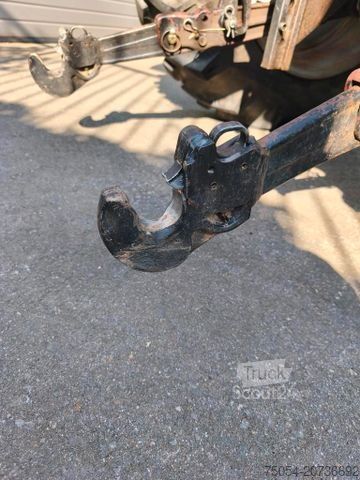 Tractor BELARUS MTS 572