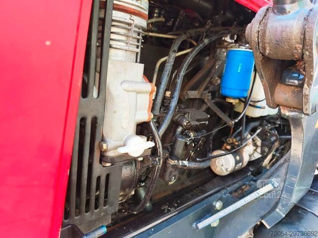 Tractor BELARUS MTS 572