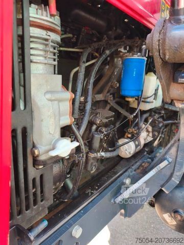 Tractor BELARUS MTS 572