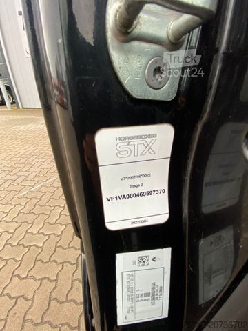 Hayvan taşıyıcı RENAULT Master STX Haras 3 sitzer