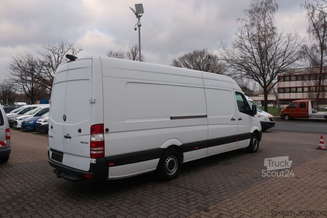 Ван с висока покривка MERCEDES-BENZ Sprinter 316 CDI 1.Hand / EXTRALANG / AHK/FN:213