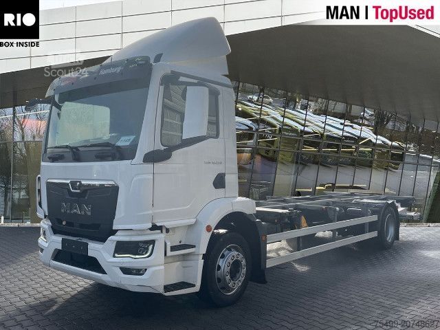 Mainomas kėbulo sunkvežimis MAN TGM 18.250 4x2 LL CH BDF