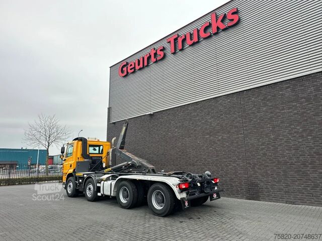 Sistema de brazo de gancho Ginaf X6 4243 CS HAAKARM/HOOKILT ABROLLER