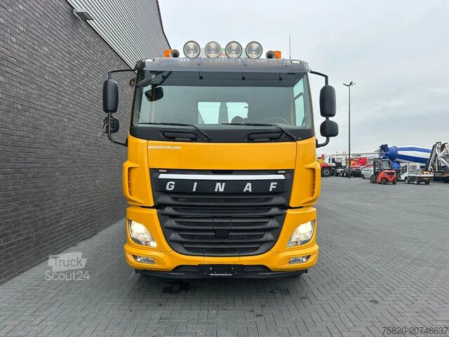 Sistema de brazo de gancho Ginaf X6 4243 CS HAAKARM/HOOKILT ABROLLER