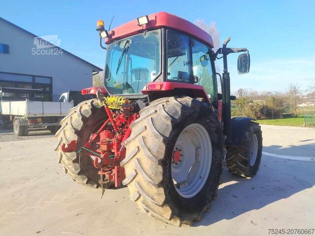 Trator MC CORMICK CX105