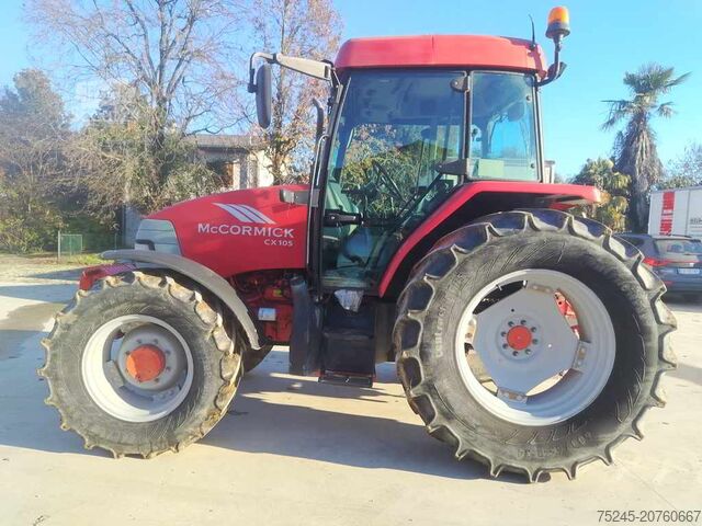 Tractor MC CORMICK CX105