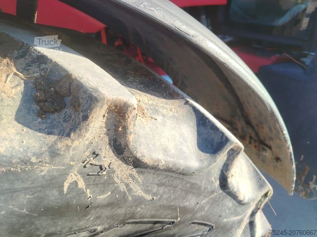 Tractor MC CORMICK CX105