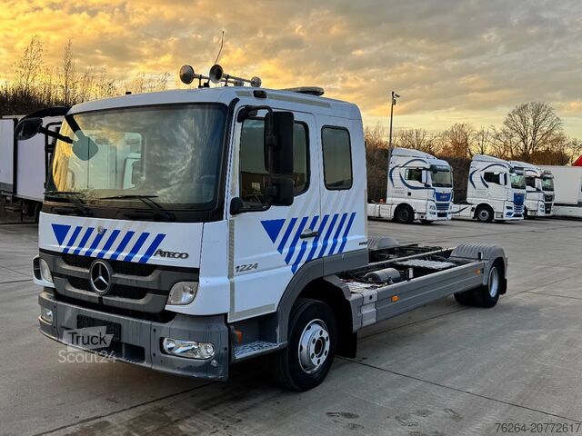 Châssis avec cabine Mercedes-Benz Atego 1224 PTO
