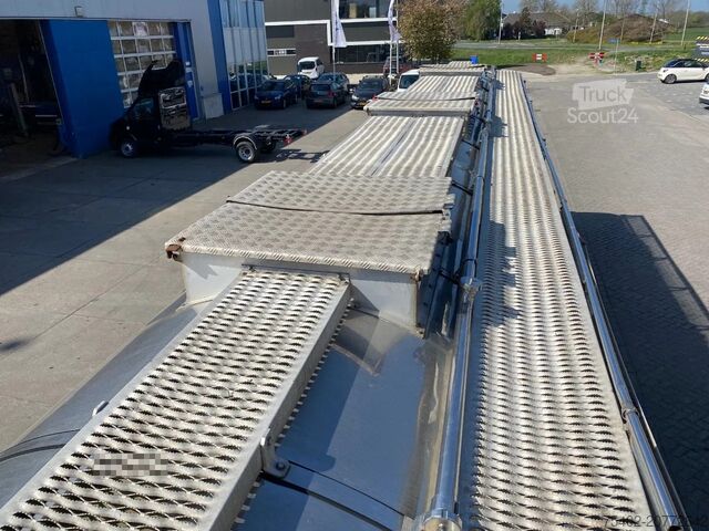 Tank Van Hool Tank / Inox / 3 compartments / 30000 LT