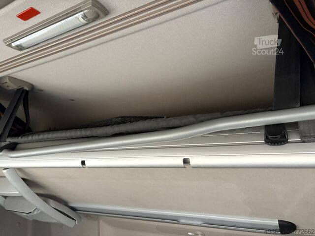 Standard tractor unit DAF XF 480 FT