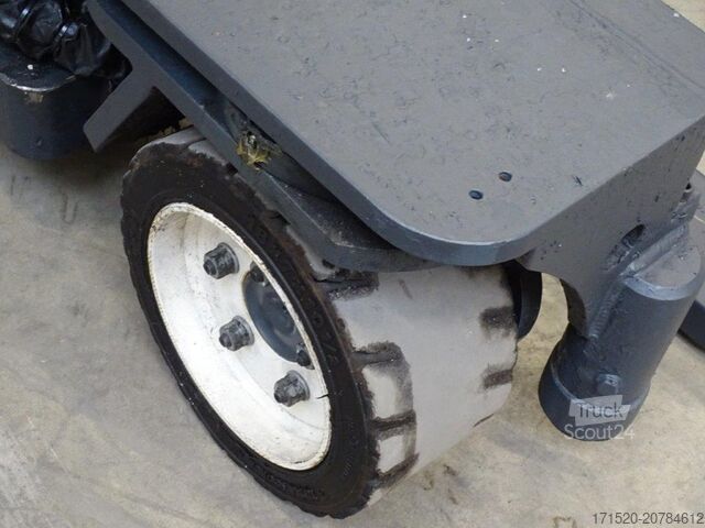 Vierwegvorkheftruck Combilift C3000 - TRIPLEX